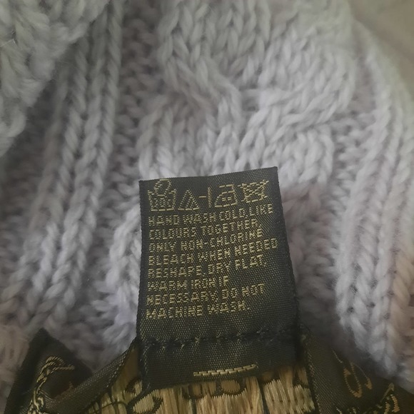 Inis Crafts Womens Merino Wool Lilac Cable Knit Turtleneck Sweater Size Large - Picture 4 of 5